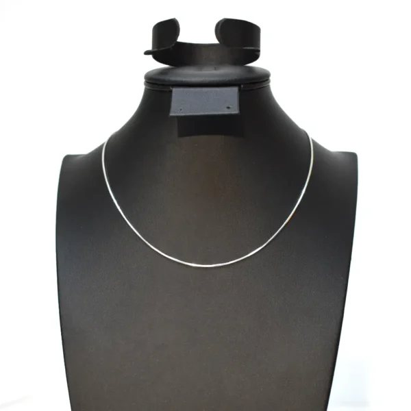 Small Smooth Necklace 2